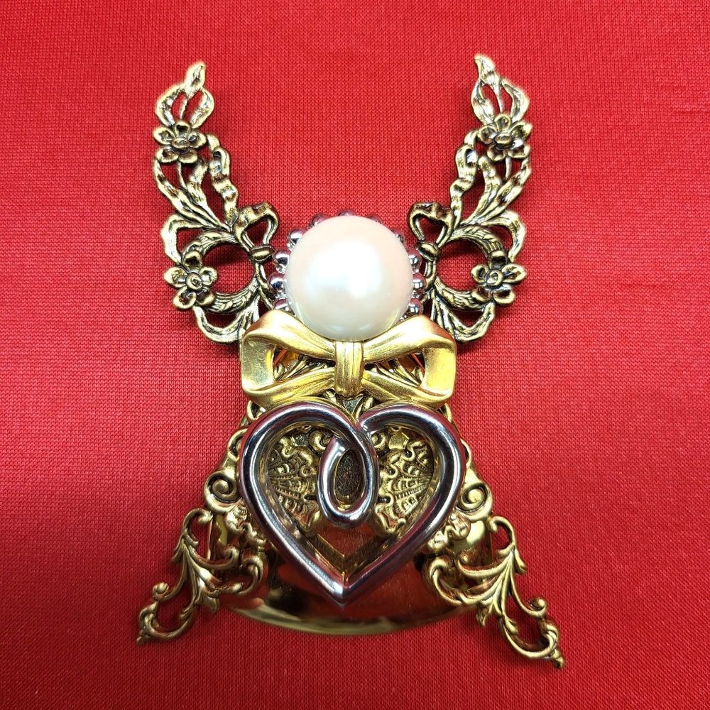 Jane Angel Metal Gold Faux Pearl Pin Brooch Signed